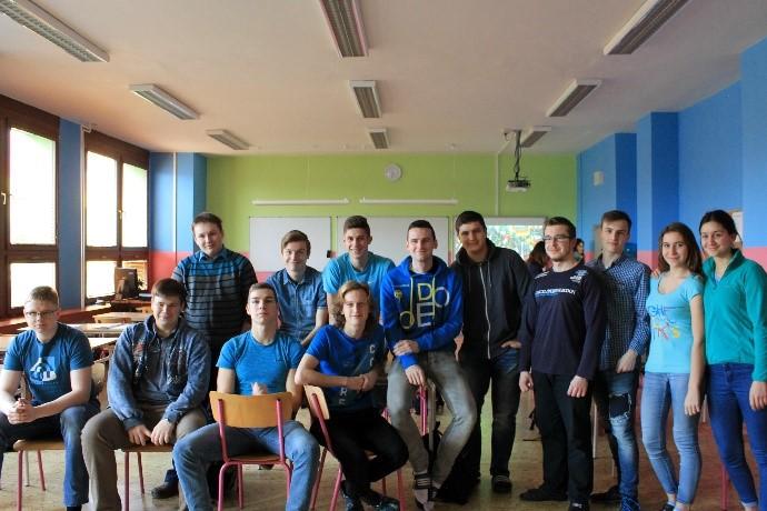 Víc hlav víc rozumu jiný pohled na matematiku Organizujeme