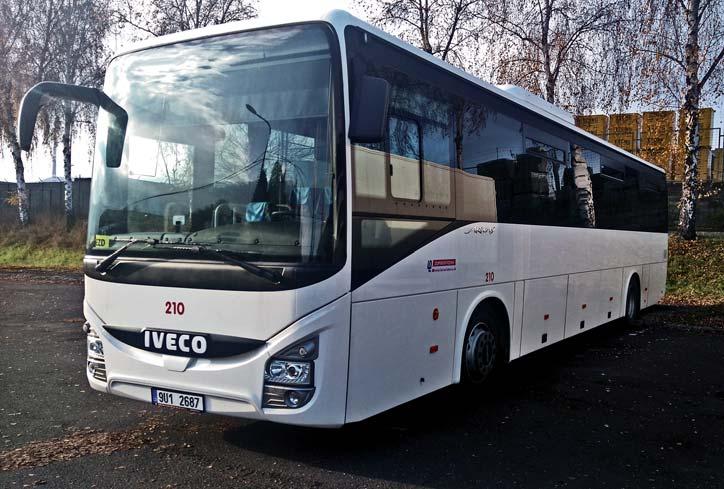 Nabídka přepravy žáků, studentů nebo na fi remní akce a.s. představuje svůj zájezdový autobus.
