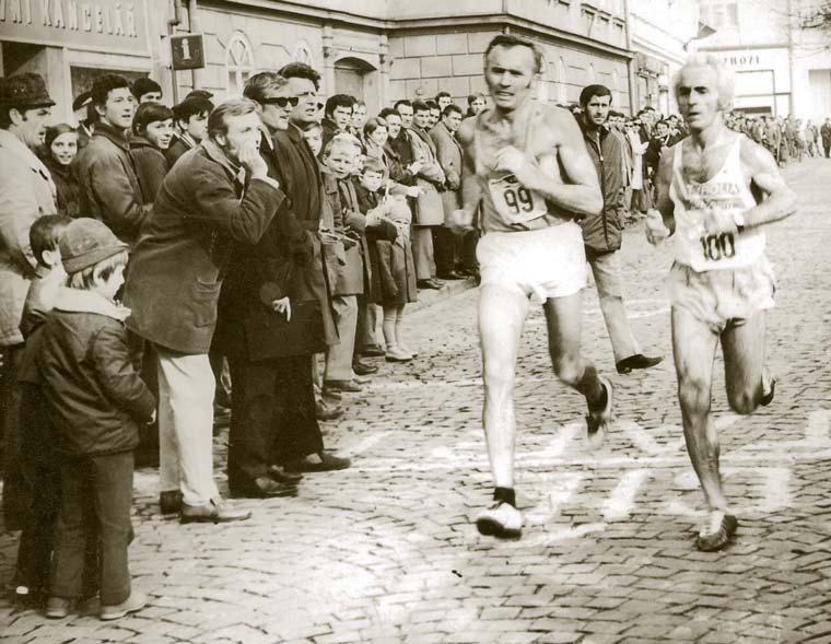 Nejčastěji kralovali Jurek, Bukovjan, Vanko, Kamínková a Jurková V dosavadní půlstoleté historii Slováckého běhu se z dvojnásobného vítězství radovala hned šestice závodníků (Peter a Kolbaba ze