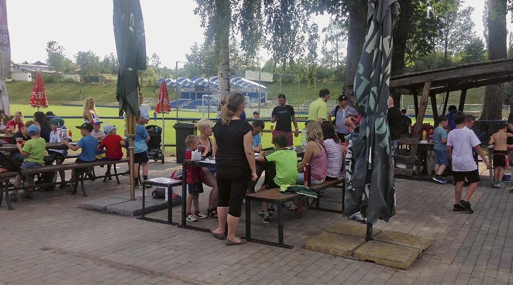 A teď už všem přejeme příjemné a krásné užití volného prvního měsíce prázdnin, hezké počasí a mnoho nových zajímavých zážitků! Mgr. Martin Novák Turnajové klání vyplnil zápas SK Benátky n. J.