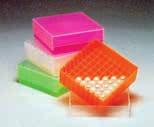 Skládací plastové kryoboxy Fisherbrand PP skládací boxy, odolné vlhkosti a vhodné pro teploty až -80 C opakovaně použitelné, dodávány včetně dělícich vložek dodávány vždy po kusech Pro zkumavky Počet