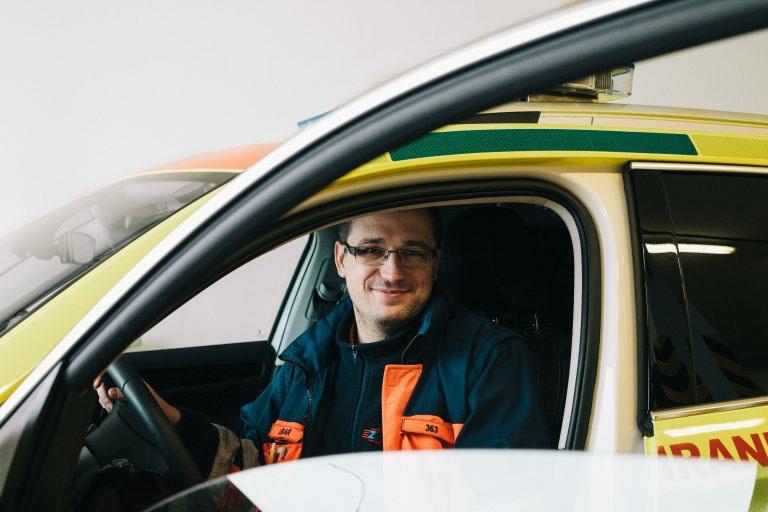 Které je plné emocí, adrenalinu, radosti, ale i zklamání. Ne vždy se totiž podaří život zachránit.