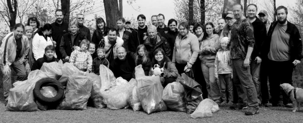 ZPRAVODAJSTVÍ strana 11 Děti si připomněly Den Země naučnou stezkou HRACHOV Minulý týden vě- Domov Sedlčany navázal spolupráci se Sborem dobrovolných hasičů v Sedlčanech II. V pátek 22.
