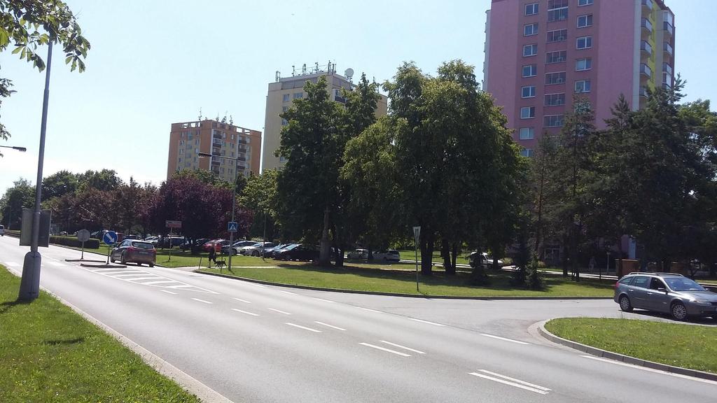 Obr. 9 Fotodokumentace zástavby v okolí kritického místa priority I v