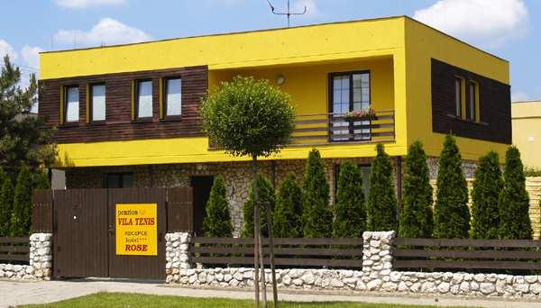 Penzion Rose ul. Fibichova, 690 02 Břeclav tel.: 519 374 083 (hotel Rose), e-mail: hotel.