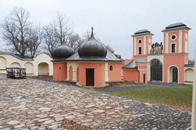 1700 nejen v kontextu českého, ale celého středoevropského baroka. Jako prvořadá dominanta areál určuje charakter širokého okolí.