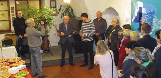 března se konal postní koncert v Latinské škole. Zpříjemnit a svátečně nás naladit přijely hned dva sbory.