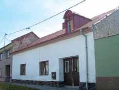 7+1 s parkovacím stáním pro dvě osobní auta, který byl zkolaudován v roce 2010.