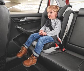 Bezpečnost Dětská autosedačka Baby-Safe Plus (1ST 019 907) Dětská autosedačka ISOFIX Duo plus Top Tether (DDA 000 006) Dětská autosedačka Kidfix XP Tříbodový bezpečnostní pás (000 019 906K) Dětská