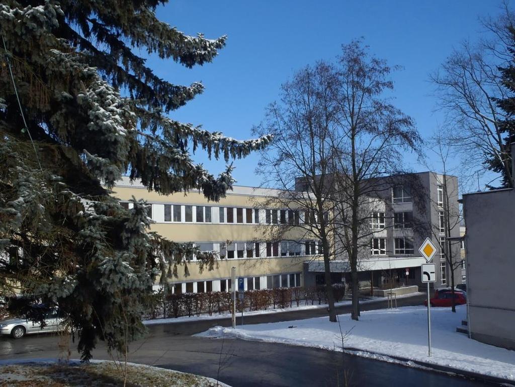 Na konci pobytu se studentky setkaly s ředitelem nemocnice Tomášem Fialou a místostarostkou města Strakonice Helenou Brejchovou, která pohovořila o své kariéře spisovatelky a vysvětlila jim vztah