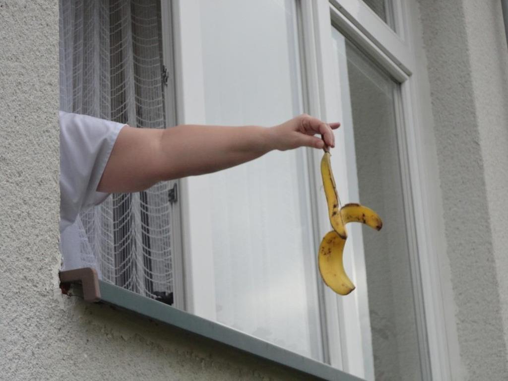 Praní a žehlení prádla obstarává domov. Po příchodu do domova Vám Vaše prádlo označíme Vaším jménem a oddělením na nažehlovacím štítku.