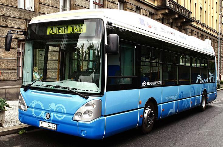 4.9 TriHyBus Jedná se o světově unikátní autobus s trihybridním pohonem. Jde o první autobus s palivovými články vyvinutý ve střední a východní Evropě.