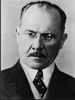 Projekt Aristide Brianda Memorandum o Panevropě z roku 1930 aktivní liberální francouzský politik účastník prvního kongresu Panevropské unie; v roce 1927 čestný předseda impuls z X.