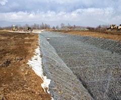 NOVÝ PROJEKT SPOLEČNĚ A DOBROVOLNĚ První akcí projektu firemního dobrovolnictví, kterým Severočeské doly prohlubují