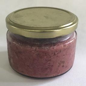 Výsledky a diskuze Na obrázku č. 1 a č. 2 jsou finální masné výrobky (Corned Beef a Pulled Pork), konkrétně pak sterilovaný a pasterovaný masný výrobek. Obr.