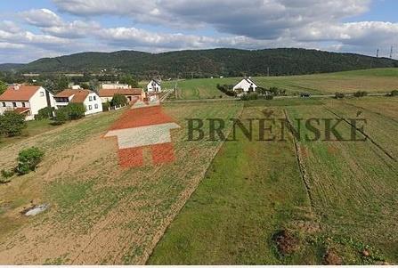Veverská Bítýška 1 Katastrální území: Veverská Bítýška, okres Brno-venkov Určení pozemku dle územního plánu: bydlení Výměra: 1 368 m² Nabídková cena: 2 599 200 Kč Popis: Rovinatý stavební pozemek