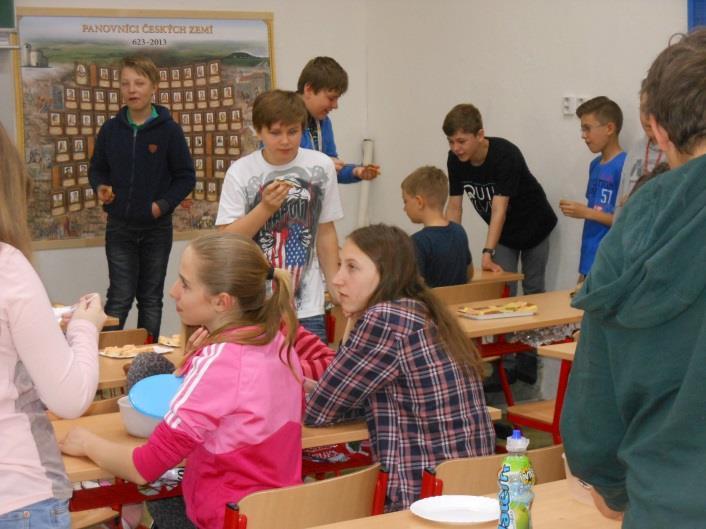 každý mohl vybrat, jaké jídlo chce a také vybrat jakékoliv