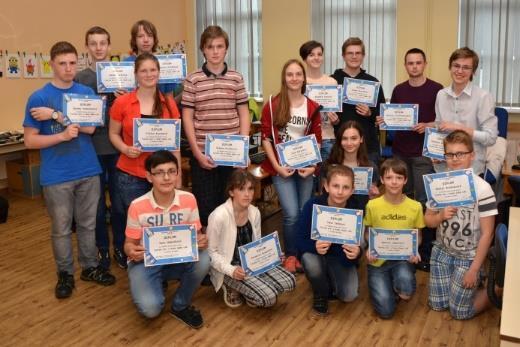 hraní her zkusili si, jaké to je být vývojářem počítačových her. V rámci Akademie programování byl pro ně připraven desetihodinový kurz zaměřený na tvorbu 3D her.