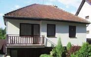 K domu náleží vinohrad s chatkou. 603 432 409 1.290.000 Kč RD 5+1 a 1+1 ve Vracově, rok výstavby je 2001.