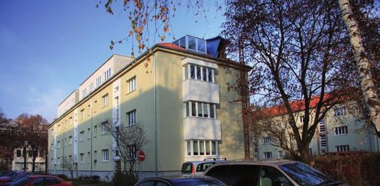 Všechny byty jsou kompletně vybaveny sanitární technikou, radiátory, dlažbami a dveřmi s obložkovými zárubněmi.