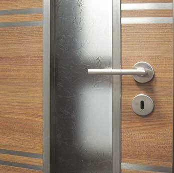 Díky nerezovým proužkům (15 mm) mají dveře elegantní vzhled a styl.