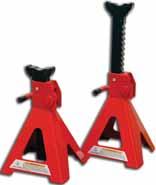 JEŘÁBOVÝ ZVEDÁK HYDRAULIC CRANE JACK Pro zvedání a ukládání agregátů při jejich montáži a demontáži. Nosné rameno má několik poloh vysunutí a podle toho se také řídí nosnost jeřábu.