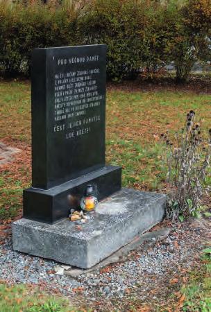 nabízenou pomoc z okolních židovských obcí stagnovalo. K roku 1893 je doložena existence pohřebního spolku Chevra Kadiša, který tehdy vykazoval 40 členů.