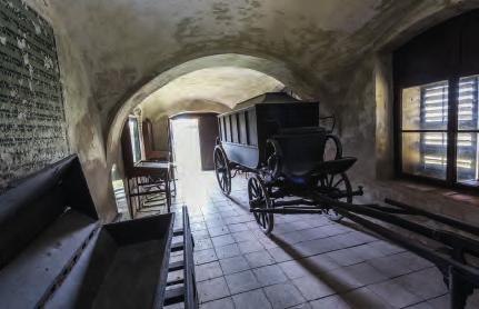 Zařízení synagogy s výjimkou dřevěného aron ha-kodeš bylo zlikvidováno a uvažovalo se dokonce o demolici. Synagoga zůstala nakonec uchráněna, ale v 80. letech 20.