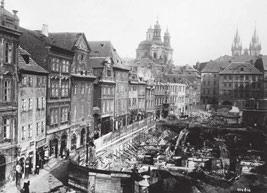 .. PRAŽSKÝ CHODEC Foto: Archiv Otevření vily vzbudilo obrovský zájem Meda Mládková Foto: Monika Höppner V lanovce REDAKCE SN zdolala v