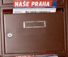 Na otázku Naší Prahy, proč tak činí, ukázal na části kování dveří, které tam ale nebyly. Drobné mosazné součástky jsou originály, které navrhl Osvald Polívka, významný architekt pražské secese.