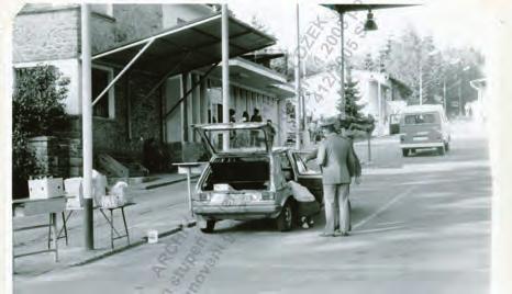 Referát BULLETIN 1/2017 přerušeno a věc dne 26. 08. 1982 odložena dle 159a, odstavec 2, trestního řádu odložena. Zajímavou otázkou je, jak se balíček s hašišem do vozidla dostal.