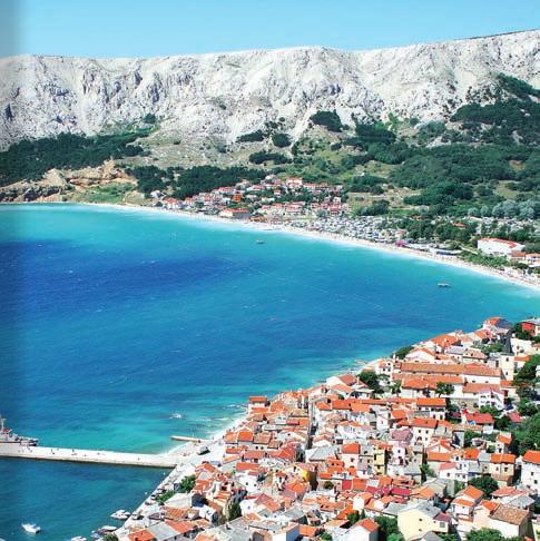 apartmány A2 mají 1 ložnici, A4 mají 2 ložnice a A6 mají 3 oddělené ložnice, jsou standartně a účelně zařízené, mají koupelnu, terasu nebo balkon a vybavenou kuchyňku pro daný počet osob včetně