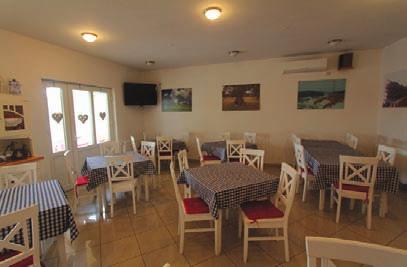 2018 každý den Vybavení: vlastní restaurace s výbornou dalmat-atskou kuchyní, směnárna a obchody 300 m, par- SO SO. Ubytování od 14.