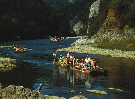 Slovensko Vysoké Tatry Krásná příroda, turistické i kulturní zážitky, krátké vzdálenosti, kvalitní bydlení i stravování, aktivní program a v neposlední řadě i příjemná cena to jsou hlavní argumenty
