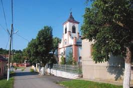 Pieninský národní park, Červený kláštor, plavba po Dunajci, 2. Vysoké Tatry, Štrbské Pleso, pěší turistika 3. Slovenský ráj 4. Tatranská Lomnica, možnost individuální turistiky menu.