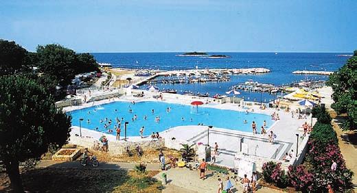 Chorvatsko 8 % max. 1.000 Kč 5 % max.