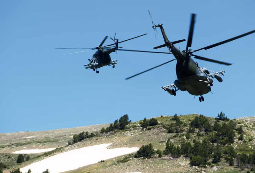 Čeští piloti se v Pyrenejích zdokonalovali i v nočních letech Mountain Flight 2018 Ve Francii se na konci června uskutečnil čtrnáctidenní výcvik posádek vrtulníků v létání ve vysokohorském terénu.