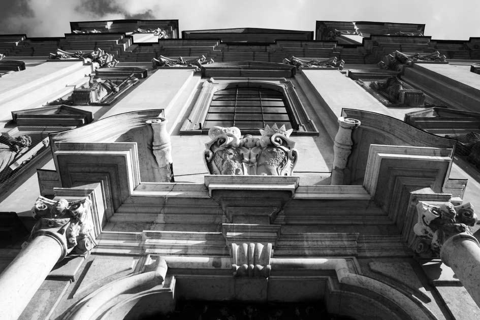 Průčelí velehradské baziliky. (Foto P. Hudec) Celé toto kulturně-náboženské hnutí dostalo svoji výraznou teologickou podobu při svolání prvních velehradských unijních sjezdů.