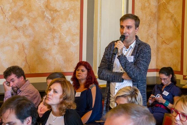 T. Brokeš, personální ředitel společnosti AGC Automotive Czech a.s. Příklad dobré praxe Společnost AGC Automotive Czech a.s. představila na fóru svůj osvědčený model při řešení problémů zaměstnanců v oblasti exekucí a dluhů rozvinutý díky spolupráci se Sociální agenturou, o.