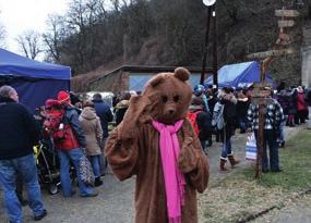 Zde byl připraven prodej zabijačkových specialit,