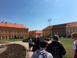 13. Žákovská rada Ve školním roce 217/18 pravidelně pracovala Žákovská rada složená ze zástupců jednotlivých tříd. K dobré práci rady přispíval aktivní přístup Mgr.