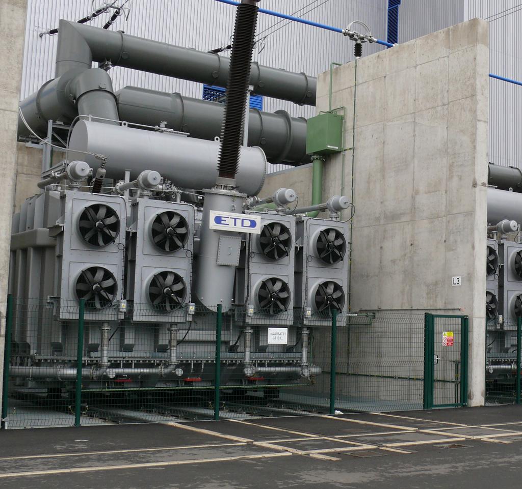 TRANSFORMÁTOR 250 MVA 420/ 3 ±1x2,5% / 21 kv Vyrobeno pro: Elektrárna Ledvice Jednofázový transformátor o výkonu 250 MVA.