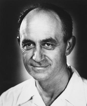 Rejstřík osobností 393 Fermi, Enrico (1901 1954), italsko-americký fyzik, který se věnoval především kvantové teorii a teorii elementárních částic.