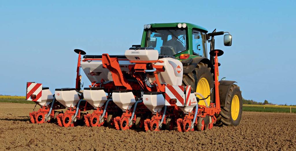 PLANTER 3 TI TI M TELESKOPICKÝ RÁM S NASTAVITELNOU ROZTEČÍ: SETÍ OD 45 DO 80 CM S JEDNÍM STROJEM! PLANTER 3 TI a TI M je jediný secí stroj s možností přestavby roztečí během několika minut.