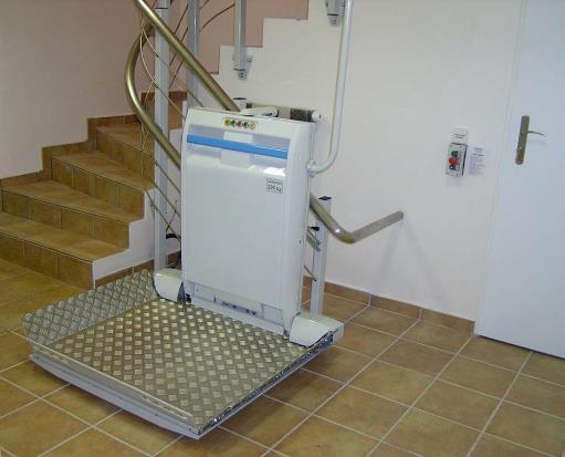 Naši obchodní zástupci a technici mají široké povědomí o potřebách a možnostech vybavení jak domácností, tak odborných pracovišť ošetřovatelské
