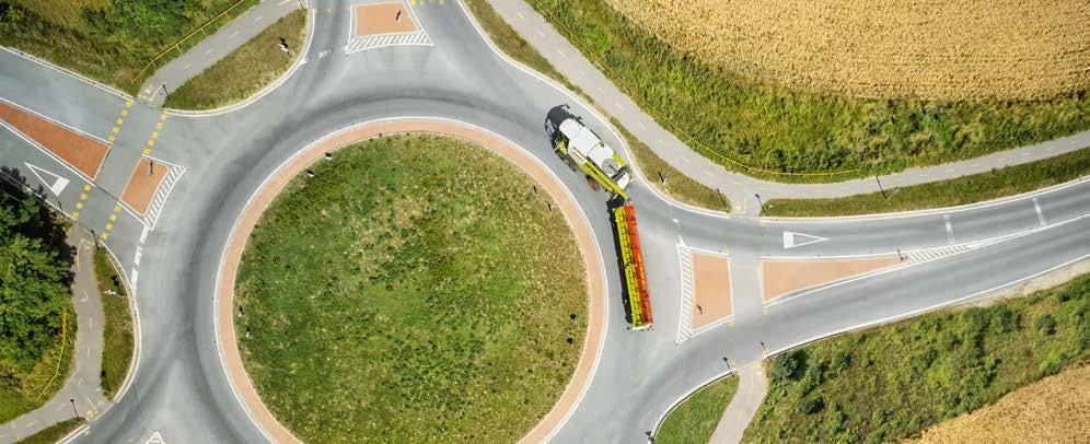 Více dobrých důvodů pro adaptéry CLAAS. Komfortní žací ústrojí Náhradní kosa a zvedáky. Všechna žací ústrojí firmy CLAAS jsou od výrobce vybavena náhradní kosou.