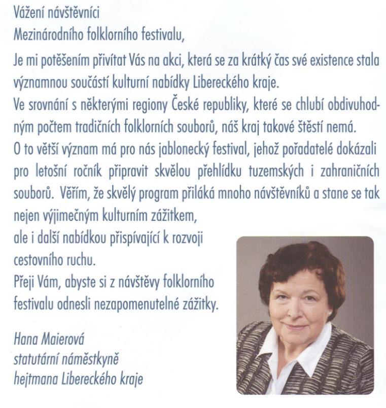 SRNEČEK UVÍZL V PLOTĚ v Jindřichovské ulici ve čtvrtek jedenáctého. Na svobodu mu pomohli strážníci městské policie, které na pomoc zavolal majitel plotu.