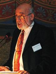Program: Rainald Franz (MAK Vídeň) Ornament a moderna.