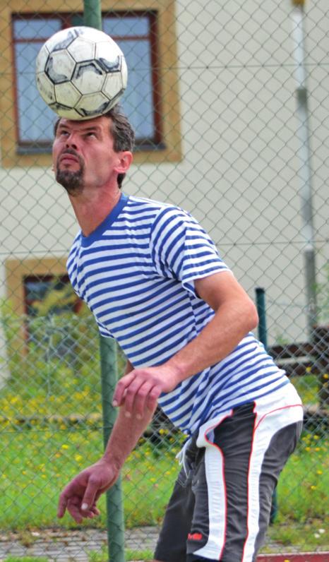 Pravidelný čtenář a divák našeho turnaje ví, že hrají samí amatéři a v týmu jsou dva chlapi a jedna žena. Každým rokem se ale úroveň turnaje zvedá.
