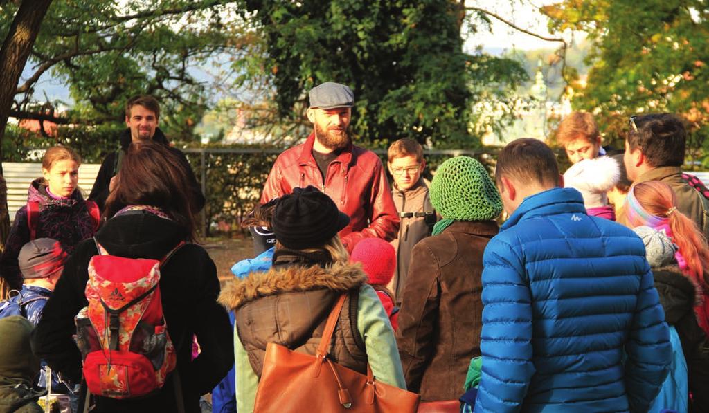činnost s dětmi a mládeží Jedním z hlavních dlouhodobých cílů SPJF je sdružování dětských mikrokolektivů klubů, neformálních skupin dětí, které si svou činnost řídí samy.